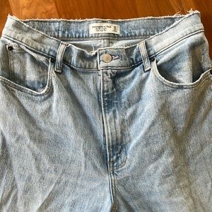 Abercrombie 90’s straight ultra high rise, 30L